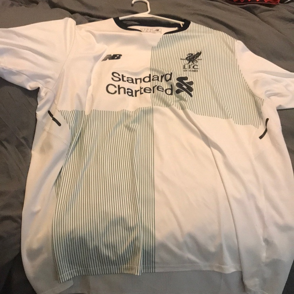 Liverpool Jersey Lot 2 - 2xl, 1 3xl